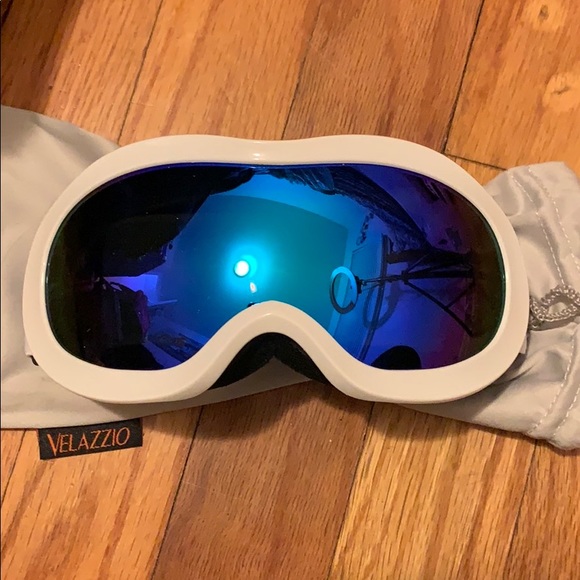 Ski googles - Picture 1 of 3